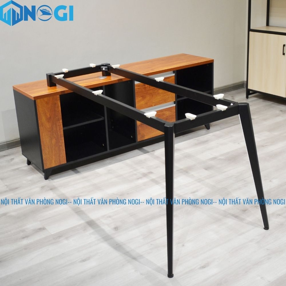 Bàn giám đốc Kunka 1m6 BLD33